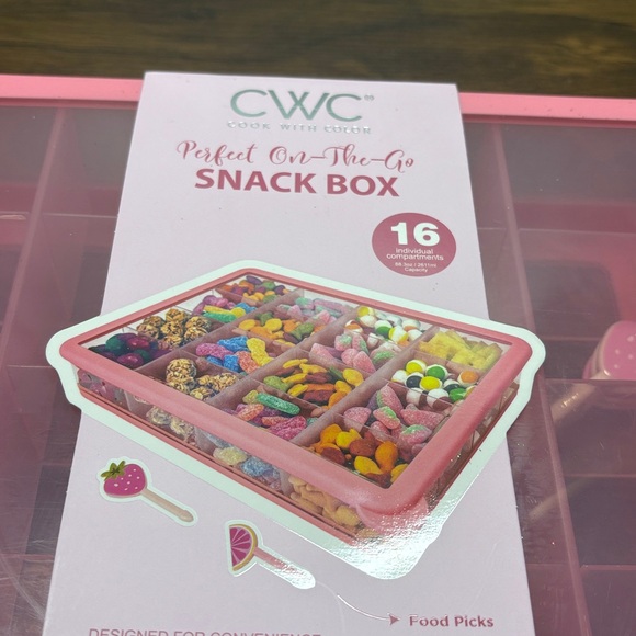 CWC Pink Snack Box with Compartments - Picture 2 of 6